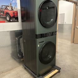 Washer & Dryer LG Set