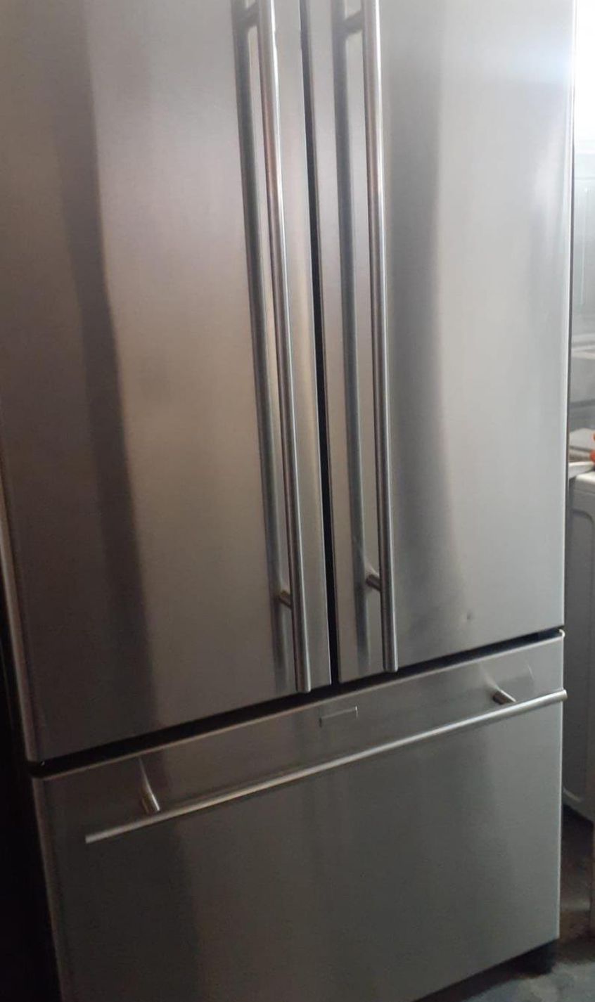 Good Maytag French Door - GREAT condition!