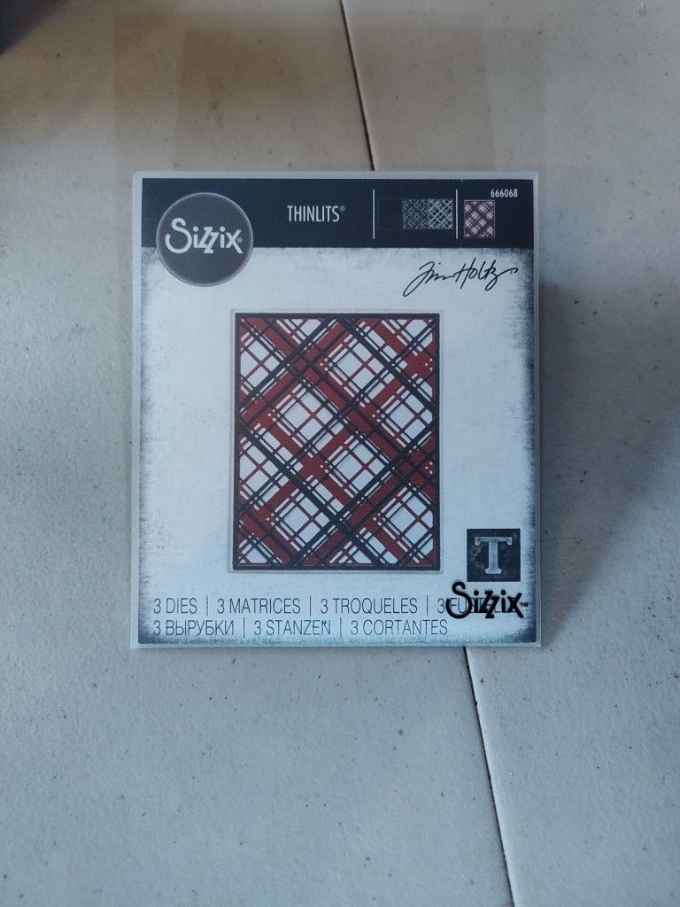 Tim Holtz Sizzix Alterations Thinlets Dies - Layered Plaid