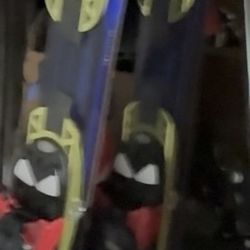 Skis