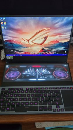 ASUS ROG Zephyrus Duo 15 gaming laptop 15.6"