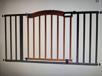 Summer wood and metal baby gate