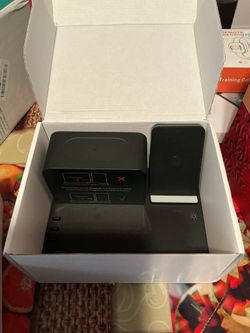 Wireless charging station
