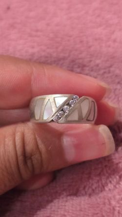 Vintage Sterling Silver Ring with Mother of Pearl Inlay