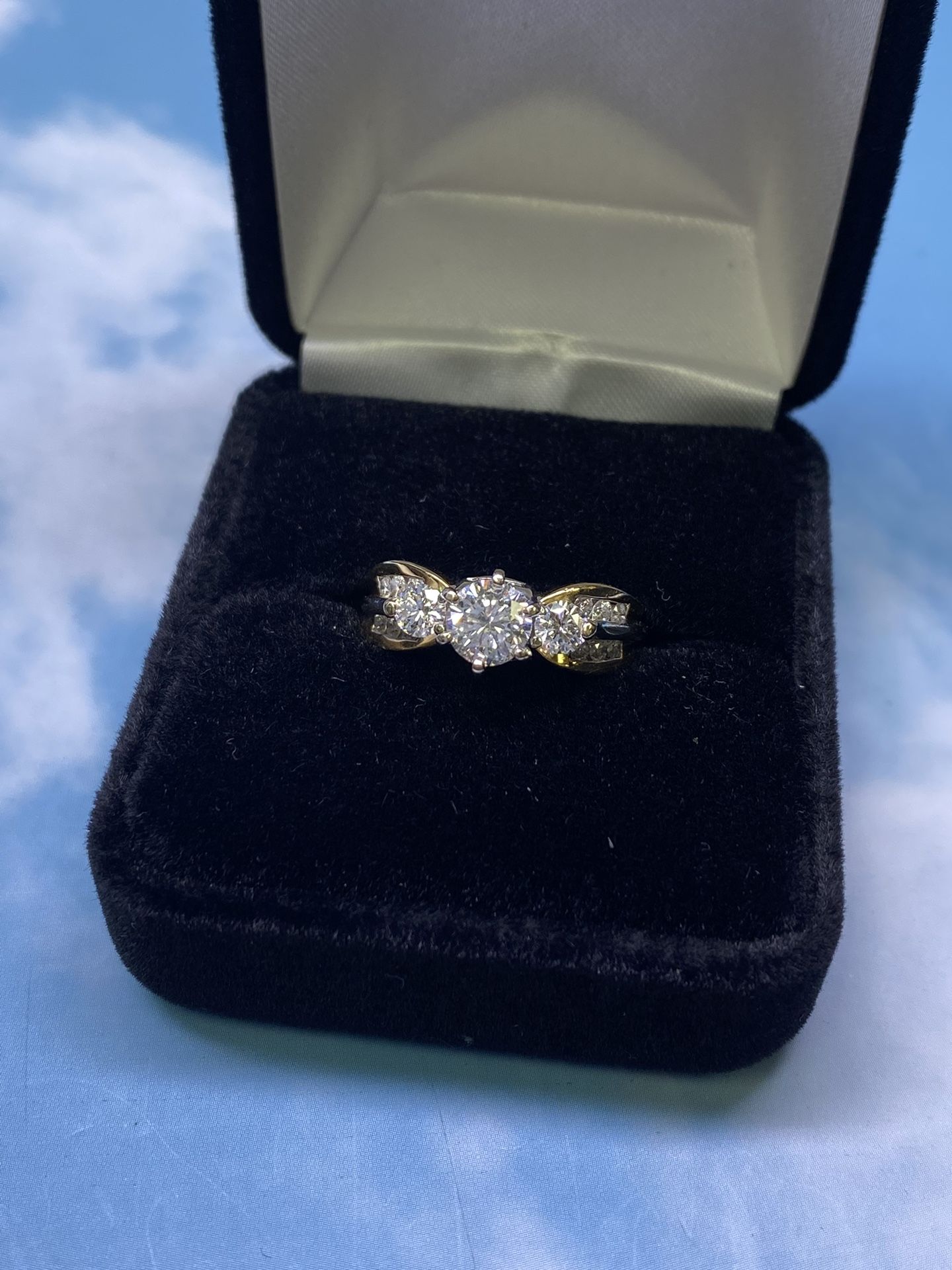18k Diamond Ring