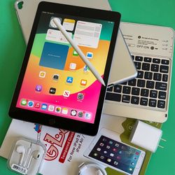 Apple IPad 6th Generation (9.7” Retina / Touch ID / IOS 17) 32GB with keyboard, pen & Accessories (128gb $199) 