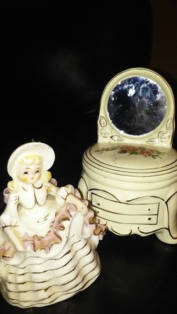 Beauteeful vanity and curio cabinet what knots