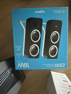 Logitech - (contact info removed)00 - Multimedia Speakers Z200 - Midnight Black