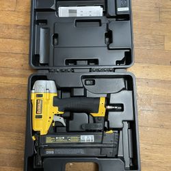 DeWalt 18 Gauge Pneumatic Brad Nailer