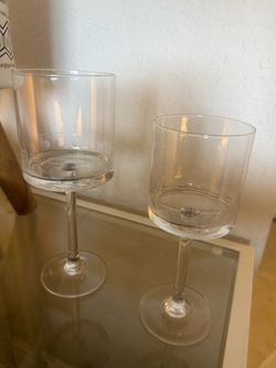 Studio Nova Clear Wine Glasses