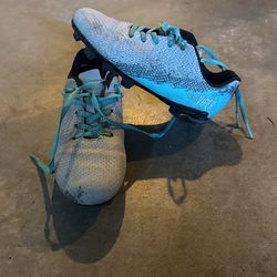 DSG Speed Viper Kids Outdoor Soccer Cleats