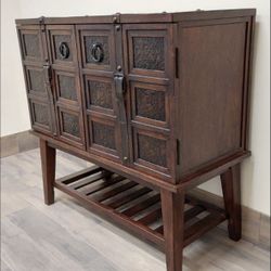Gorgeous Console And Buffet Table From Ashley Furniture!!!