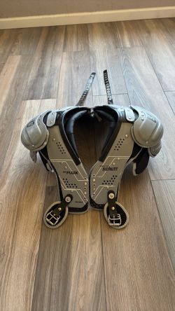 Schutt XV FLUX Football Shoulder Pads Medium 17-18” Clean”