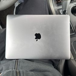 2019 MACBOOK AIR 13”