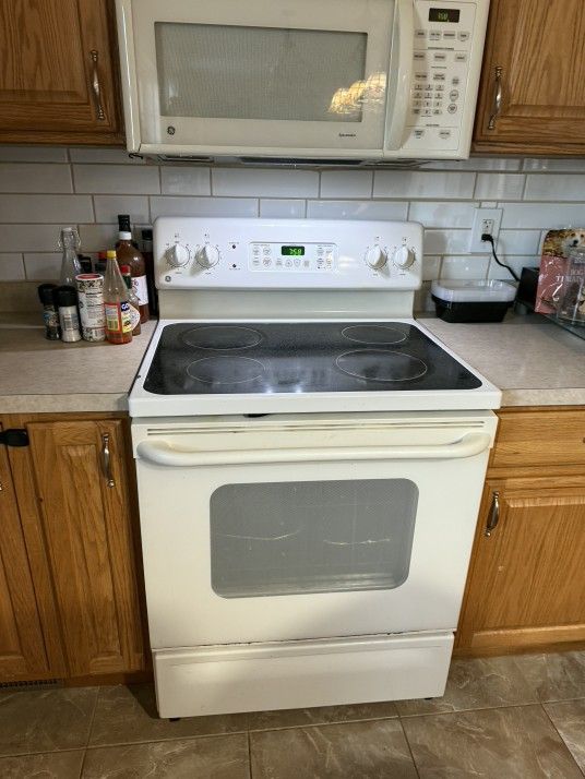 Electric Stove/micro Wave Ge