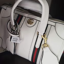 White or brown every day bags…