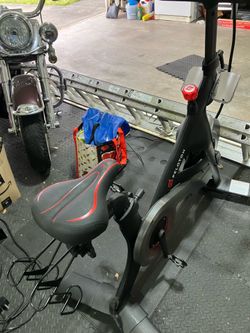 Peleton Hardly Used