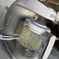 EVLA’s Baby Food Maker - Barely Used - $60 - Cup Is Not Dirty, It’s Stained From Carrot