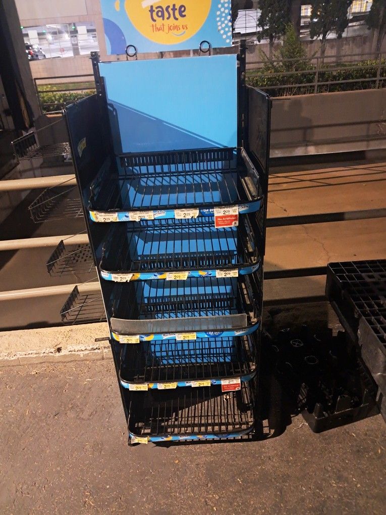 Shelve