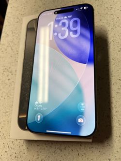 AT&T/CRICKET ONLY iPhone 16 Pro Max 256GB Natural Titanium