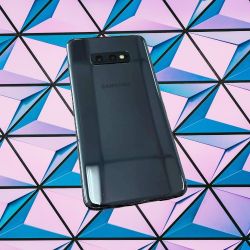 Samsung Galaxy S10e 128GB Unlocked-$159