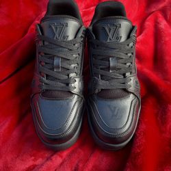 Louis Vuitton Black Trainer Sneakers
