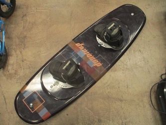 Used DoubleUp 140cm Wakeboard w/ Obrien Bindings