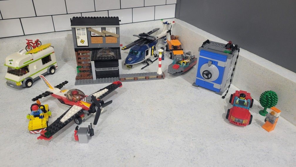 Lego City Bundle - 5 Sets