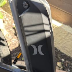 Hurley Electric Bike – Like New – Fast & Powerful E-Bike