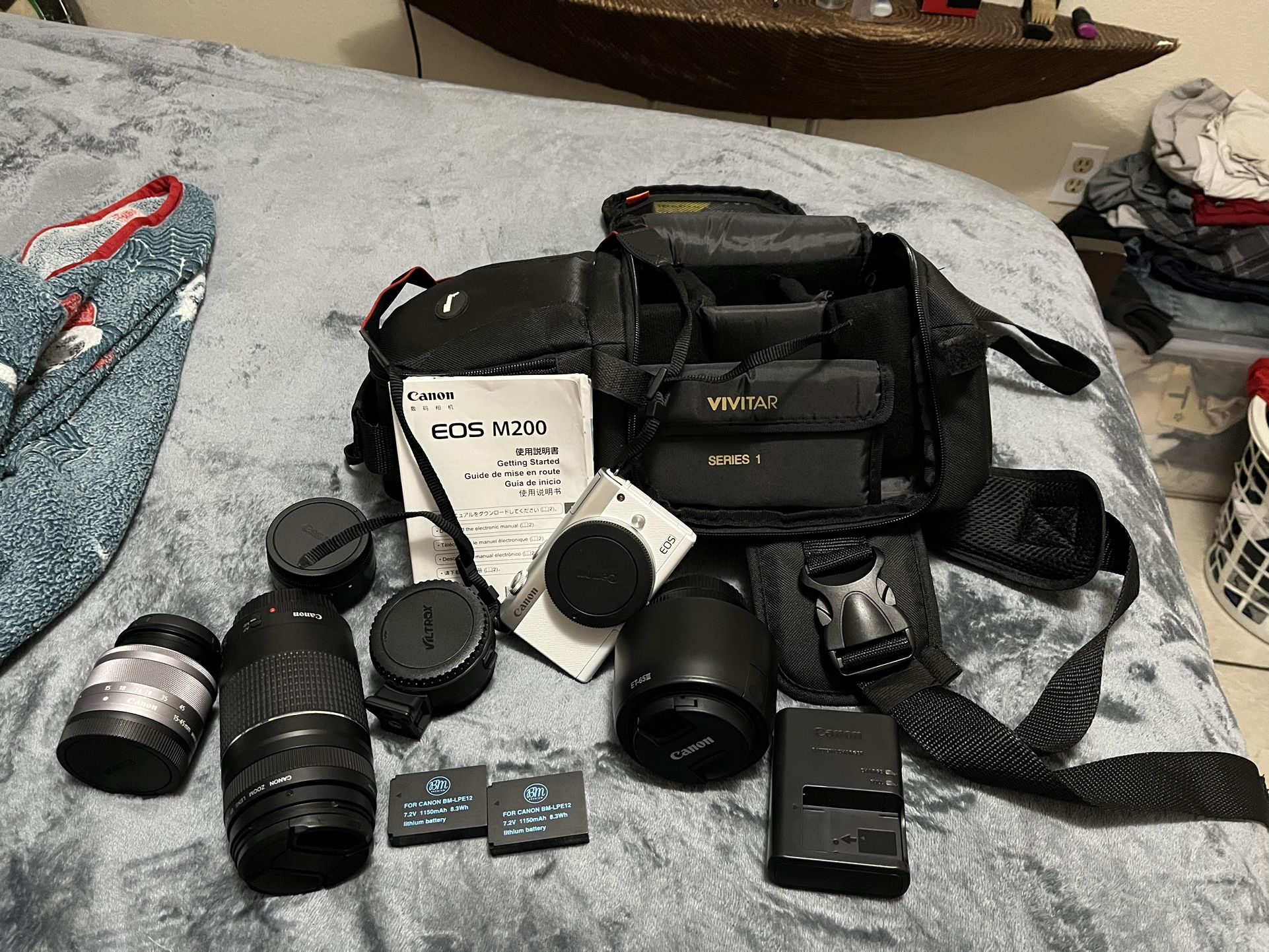 Cannon EOS M200