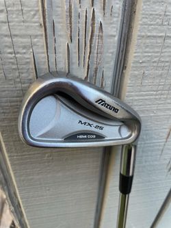 Mizuno 4 golf iron 