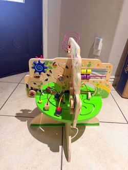 Manhattan Tree Top Adventure Activity Toy