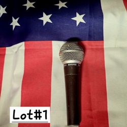 SHURE SM58 MICROPHONE