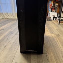 Custom gaming PC