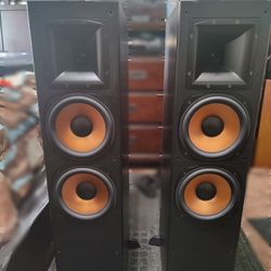 Klipsch Rf-3 II Speakers. 