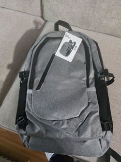 Lux back pack with u s b charger cause
