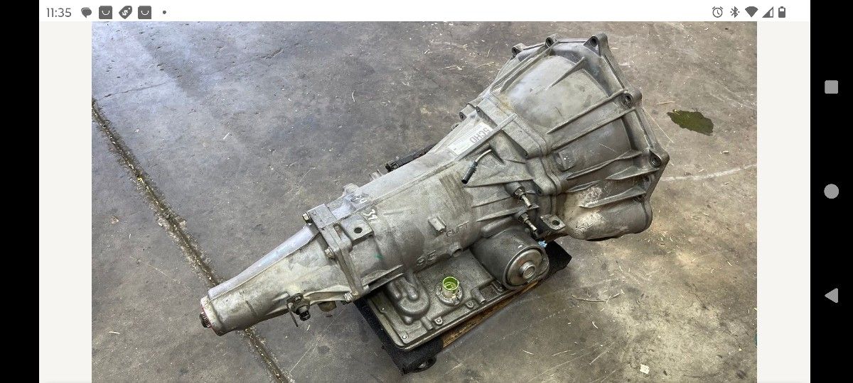 2WD 4L60e Transmission with Torque Converter.