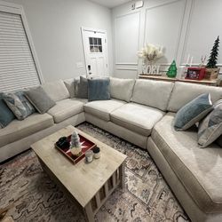 Rooms to go Sectional