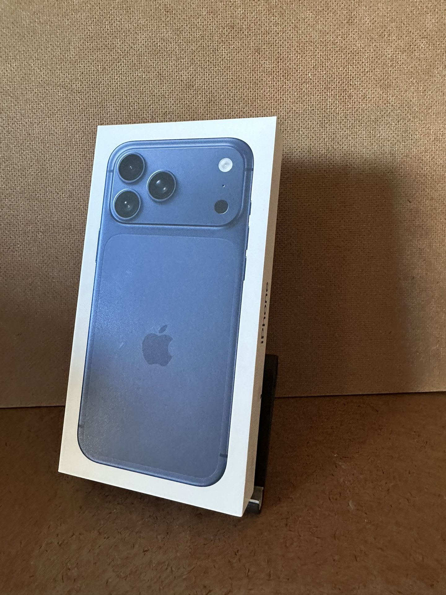 iPhone 17 pro Max 256gb blue unlocked 