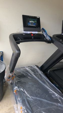 NordicTrack Commercial 1250 treadmill - 900$