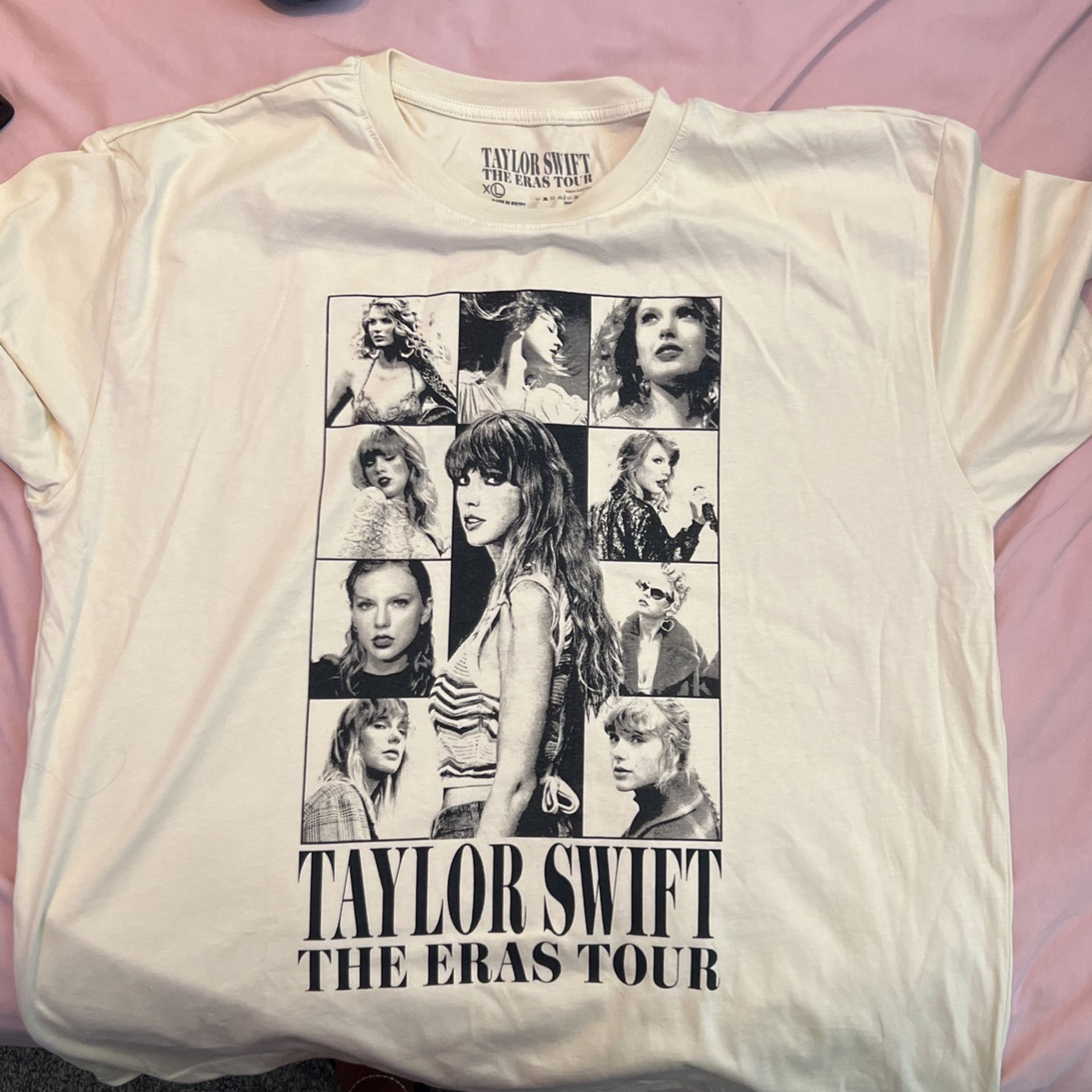 Taylor swift Water bottle Eras Tour Exclusive (BPA FREE) for Sale in Grand  Rapids, MI - OfferUp