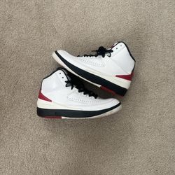Jordan 2 “Chicago” size 7.5 