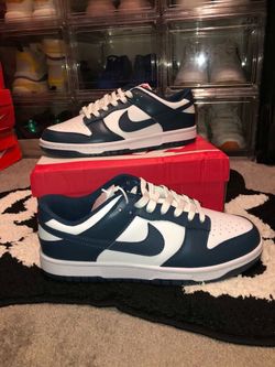 Nike Dunk Lows (Midnight Blue)