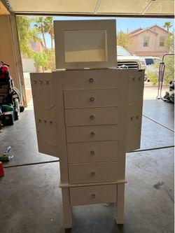 Jewelry armoire