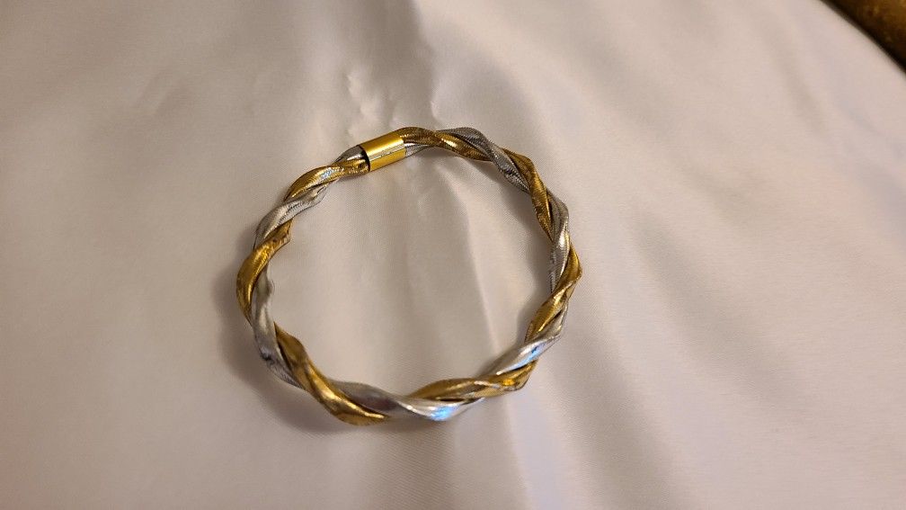 14K ITALY 1758 AR STEFANO ORO Yellow Gold Braided Woven Mesh Cord Bracelet