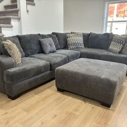 HAVERTYS PLUSH USED GRAY 2PC SECTIONAL SET & OTTOMAN…$399 OBO…ALL OFFERS WELCOME!