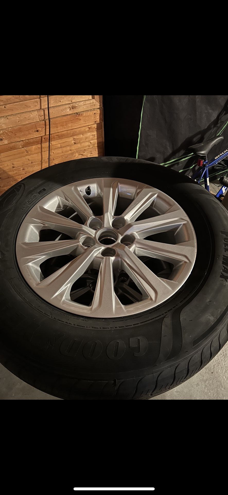 2025 GRAND Highlander Tires