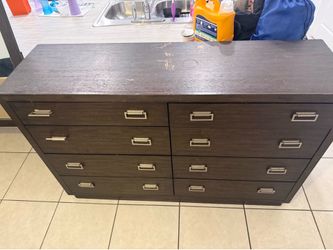 Dresser W/ Mirror