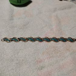 Vtg Coro Signed Leaf Bracelet