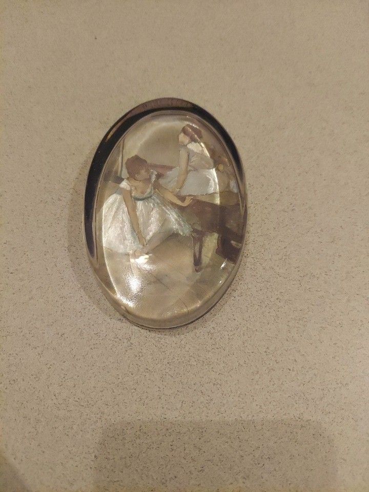 EXTREMELY RARE VINTAGE EKENA'S SWEDEN CRYSTAL EGG BALLERINAS PAPER WEIGHT 